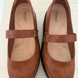 Dr. Scholl's Women's Tan Mary Jane Flats Size 9.5 VGU